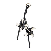 Breloc flori negru Flowers